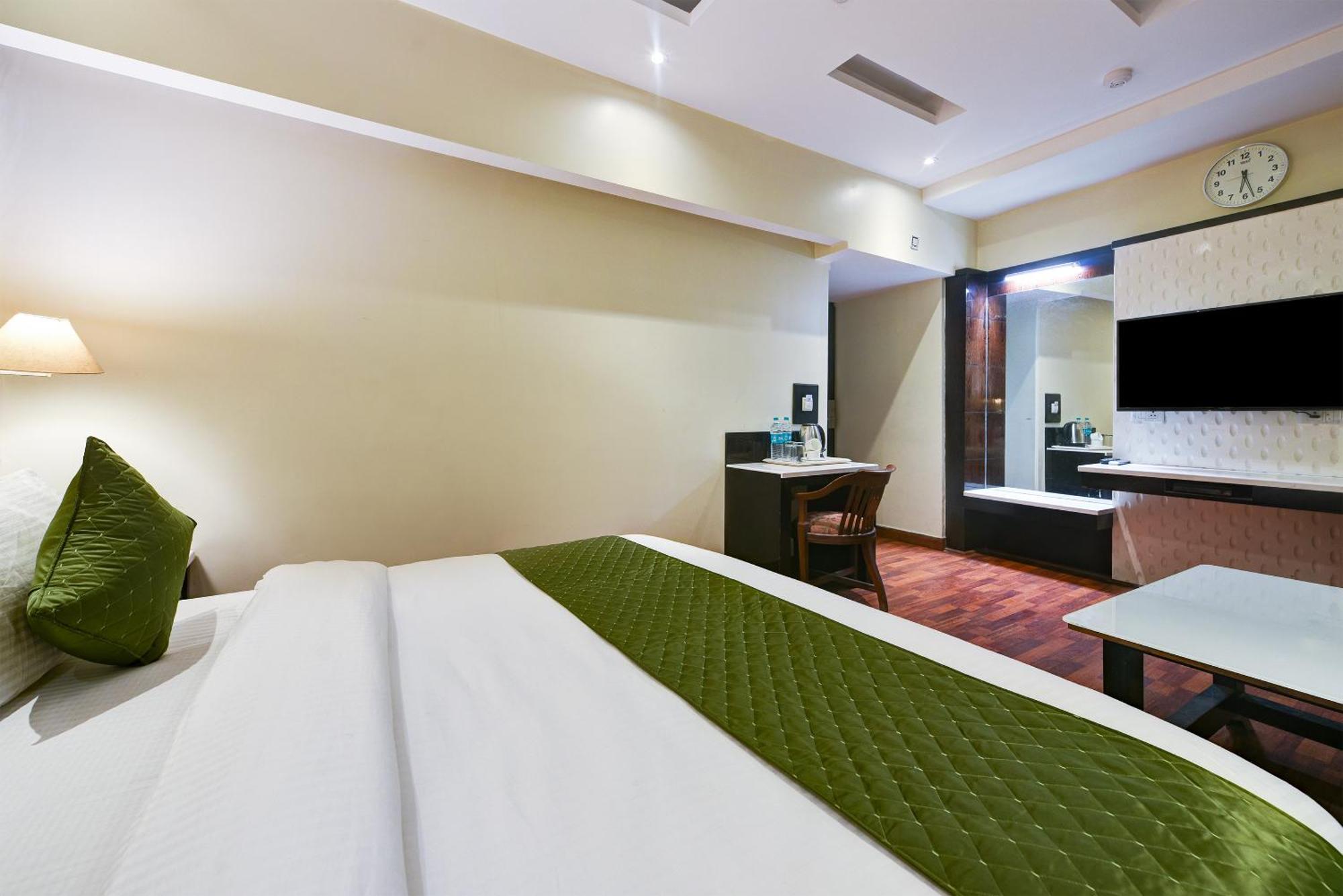 Hotel Geet Deluxe Nové Dillí Exteriér fotografie